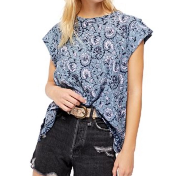 Free People Tops - Free People High Tide tee Chambray Combo size M